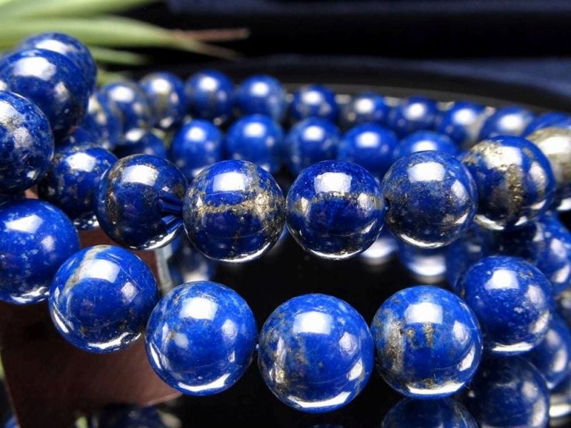 【26日23:59までポイント2倍】青と金の絶妙なコントラスト【ラピスラズリ ブレスレット】 11mm-11.5mm×19珠前後 つやつや光沢 きらきらパイライト 知恵を授ける石【アフガニスタン産】 パワーストーン 天然石