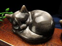 【ブラックフライデー期間中ポイント5倍】●癒しの眠り猫【シラー有り シルバーオブシディアン 猫型置物】最大幅約5.5cm-6cm 愛おしいお昼寝にゃんこ 小ぶり...