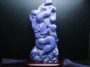 【玉持ち龍神 ラピスラズリ 龍彫刻置物】高さ約286mm 約1044g 専用木製台座付き ドラゴンボールモチーフ 一点もの【龍玉付き】9月の誕生石【アフガニスタ...