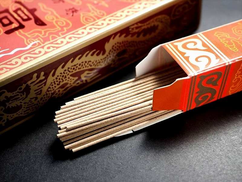 【ブラックフライデー期間中ポイント5倍】お買い得価格 バラ売り【除障香 高級檀香(こうきゅうだんこう)】約20g入り(60-70本) 貴重な白檀を使用 精神の安...