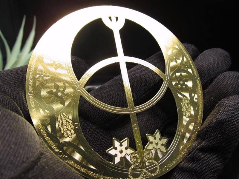 【ブラックフライデー期間中ポイント5倍】【チャリスウェル(聖杯の泉)】直径約79mm 厚み約0.6mm 1個売り ゴールドカラー 瞑想・浄化・波動などのヒーリン...