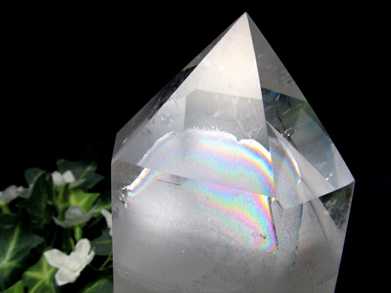 虹入り!【立体ホワイトファントム 水晶 ポイント】高さ約137mm 重さ870g 透明感抜群 浄化 インテリア 一点もの【ブラジル産】 パワーストーン 天然石