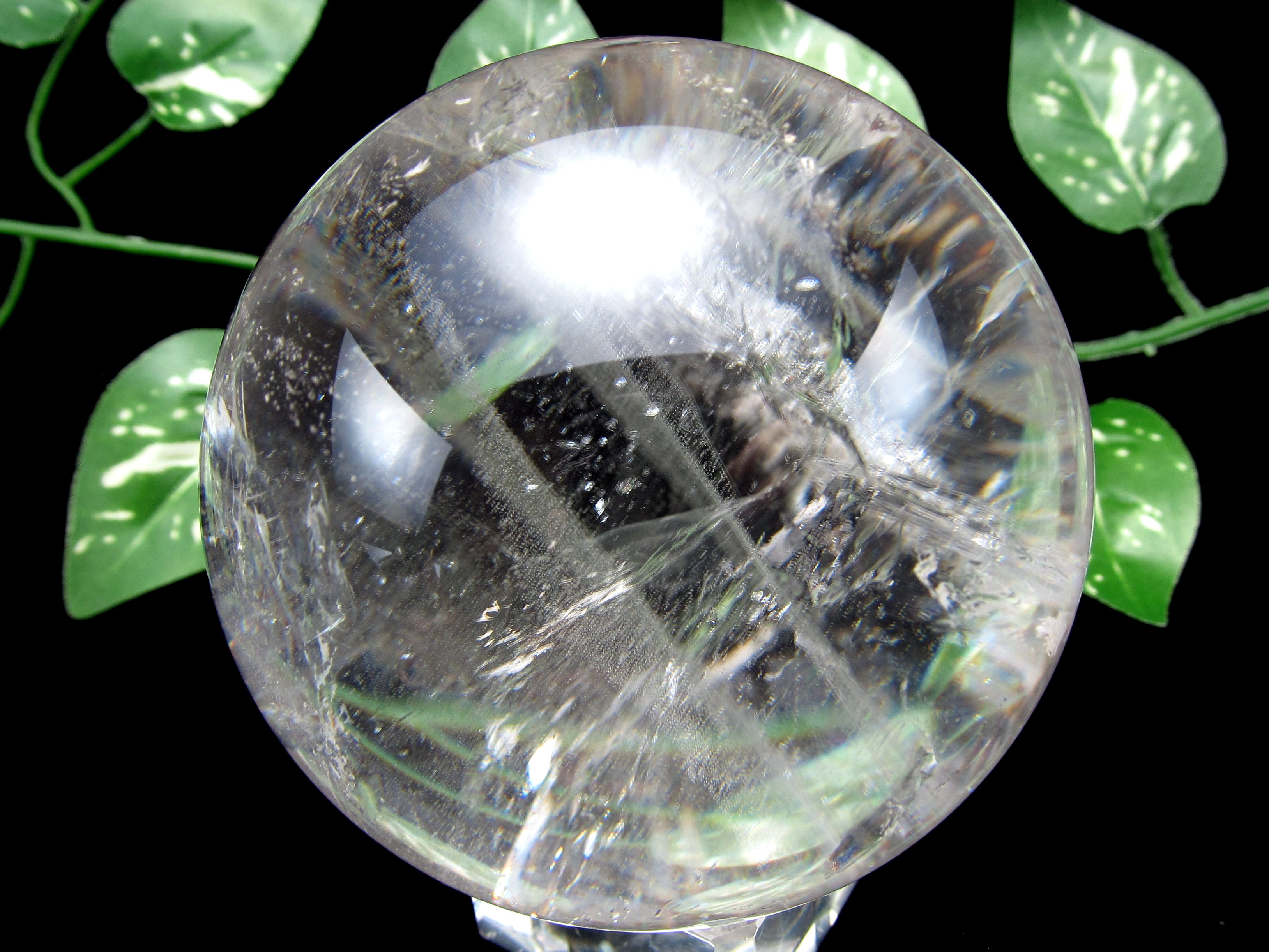 ●S級【天然水晶 虹入り 丸玉 台座付き】φ73mm 重さ545g レインボー水晶 レインボー丸玉 水晶玉 置物 激安大放出 極上天然石 一点もの【ブラジル産】...