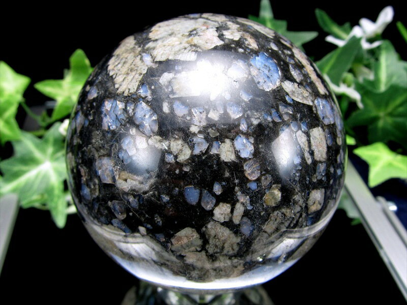 入荷頻度極少！ ケセラストーン 丸玉 置物 台座付 直径約75mm 重さ612g ...