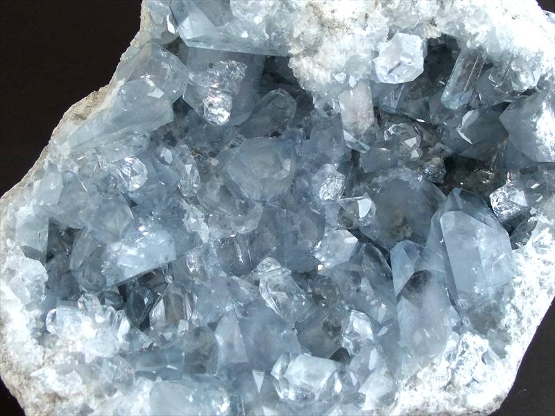 別格・過去最高品質 S級【セレスタイト 原石 アクリル台座付き】最大幅225mm 重さ5818g 天使の石 強力な浄化効果とヒーリング能力 一点もの【マダガスカ...