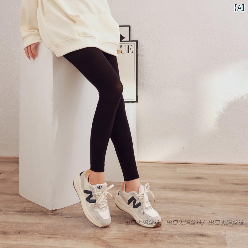 レディース ストッキング 出口でされている大きいサイズシースルータイツはウール素材で柔らかく伸縮性が高く耐引っ掛かり性がありシルエットを綺麗に見せてくれる50デニールのレギンスです。