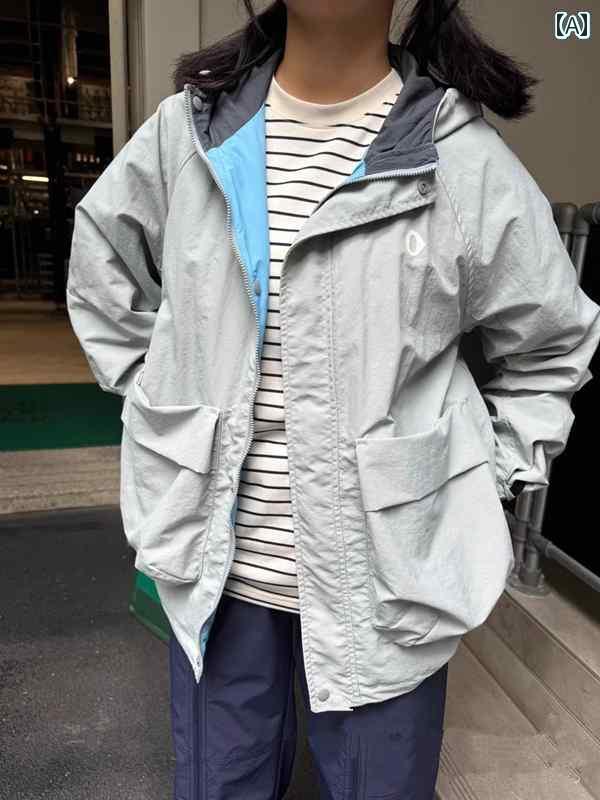 アウター パーカー アウトドア 2025春には男女兼用の防水軽量帽付きアウターA1243JA02が登場します。