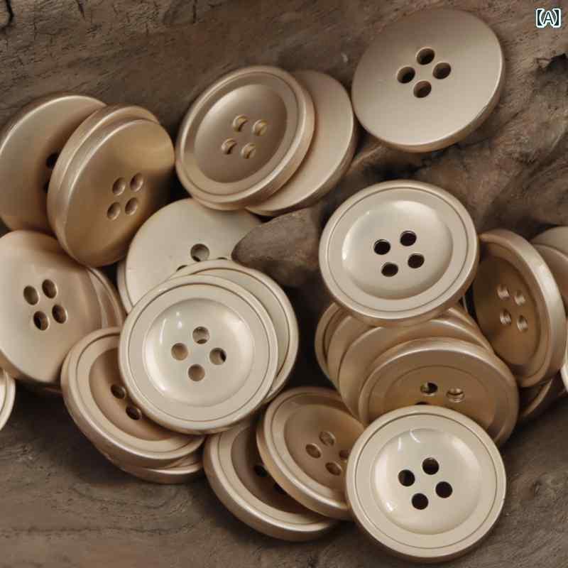 ボタン　カジュアル　アクセサリー シンプルで な シャツ セーター カーディガンジャケット 4つ目 シルバーメタル ボタン マットゴールド スーツ カジュアル パンツ