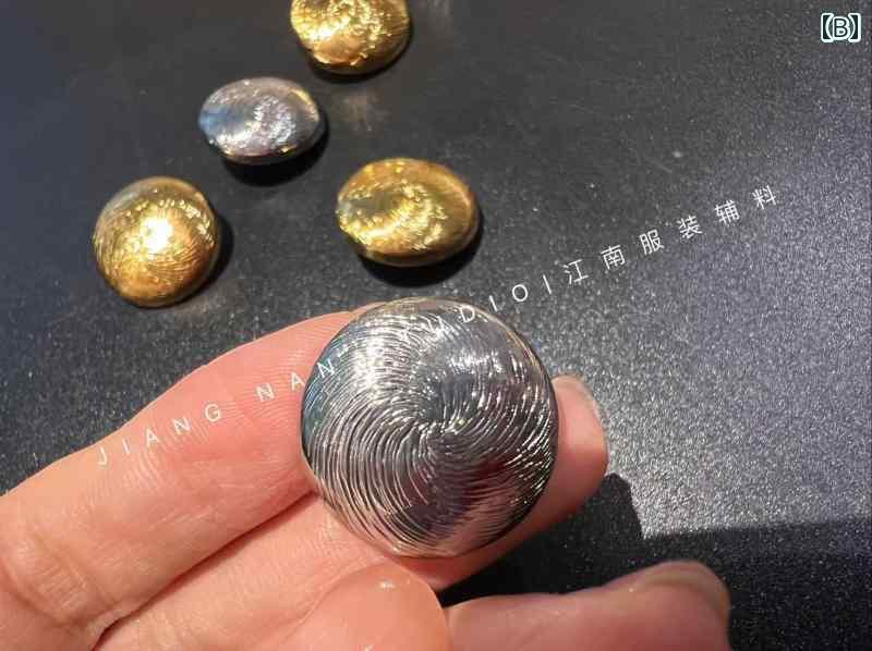 サポートシェアグローバルのボタン　カジュアル　アクセサリー レトロ 2 色の ブラシを かけられた 渦巻きの 金属 ボタンの セーター カーディガン コート スーツ ジャケット ボタン｜アングル2