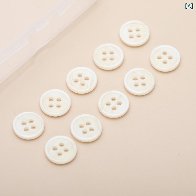 ボタン　カジュアル　アクセサリー トップ シャツ ボタン 2 穴 4 男女兼用 丸型小 ファーカラー 服 ス..