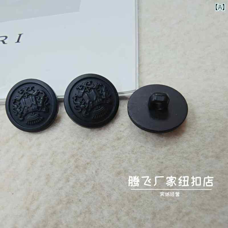 ボタン ラウンド アクセサリー プラスチック製の 黒い ボタン クラシック メンズ レディースの ウール コート レザージャケット ボタンの ウィンドブレーカー カジュアル ジャケット スーツ