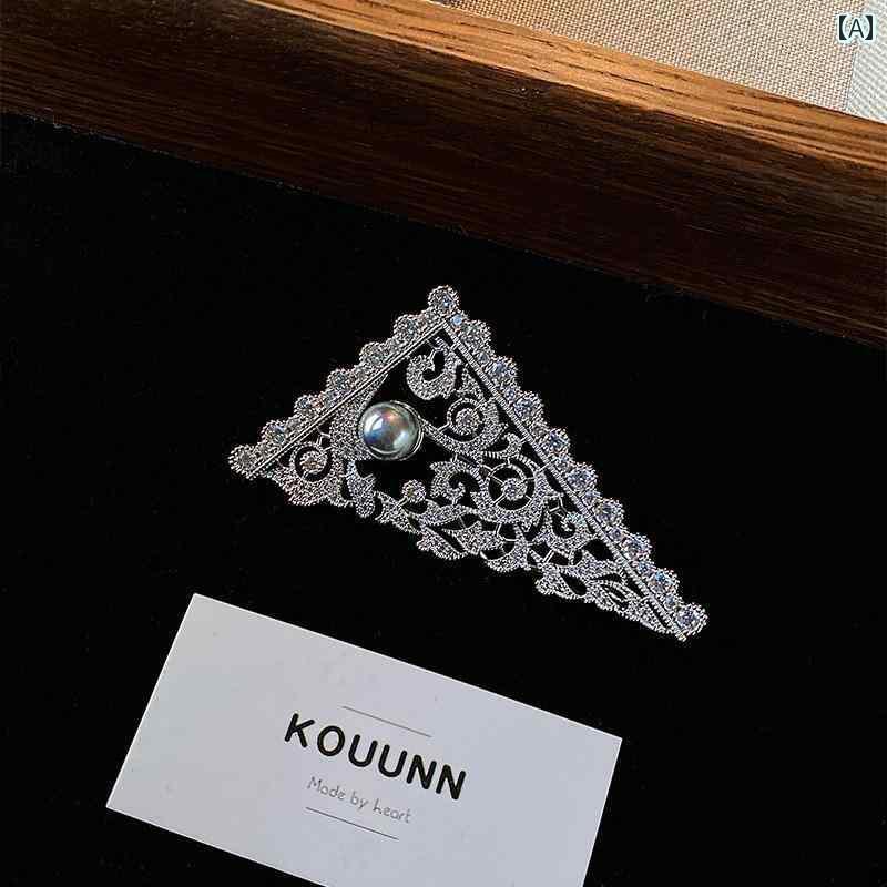 アクセサリー　パール　ジュエリー レース フレーム トライアングル ラインストーン パール ブローチ ..