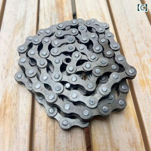 自転車　チェーン　マウンテンバイク ユニバーサル 自転車 チェーン シングル スピ...