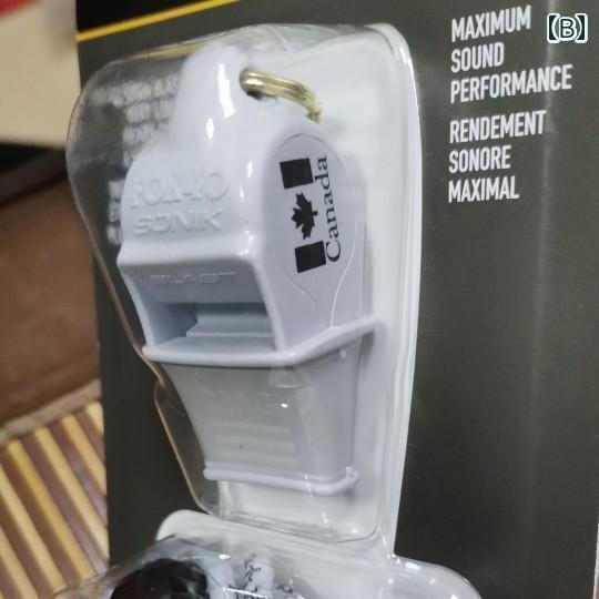 ホイッスル　審判　スポーツ の カナダ製 ソニック ホイッスル Fox 40 Sonik バスケットボール / フットボール 審判用 120 デシベル 品