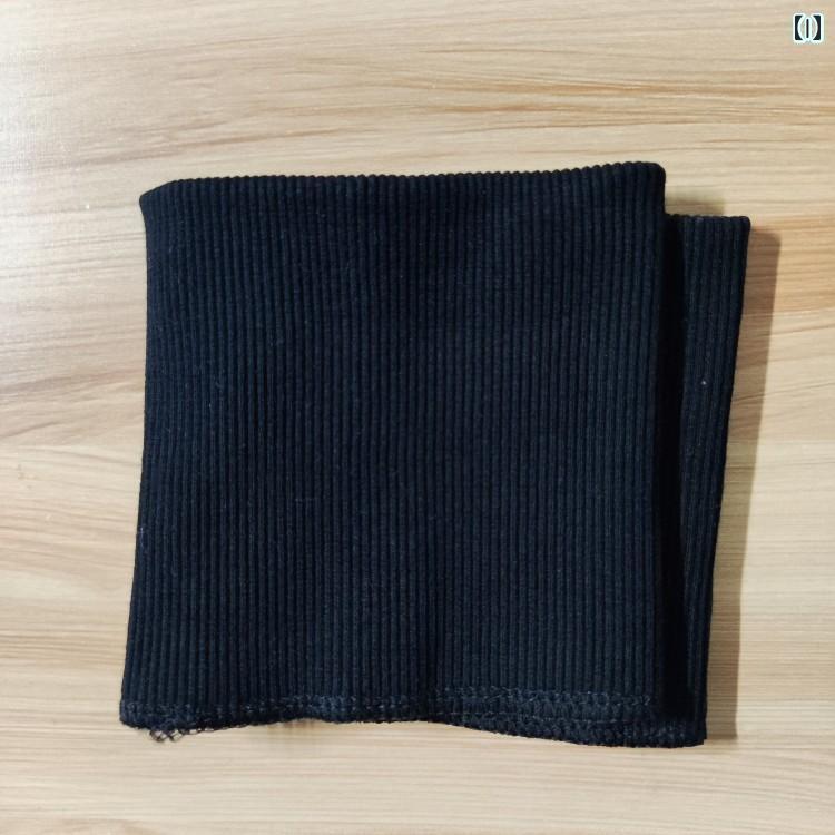 ストレート　生地　パンツ 夏用の 薄手 ズボンの 袖口 伸縮性の ある リブ 編みの スポーツウェアの 袖 花柄の グレーの スウェットシャツ