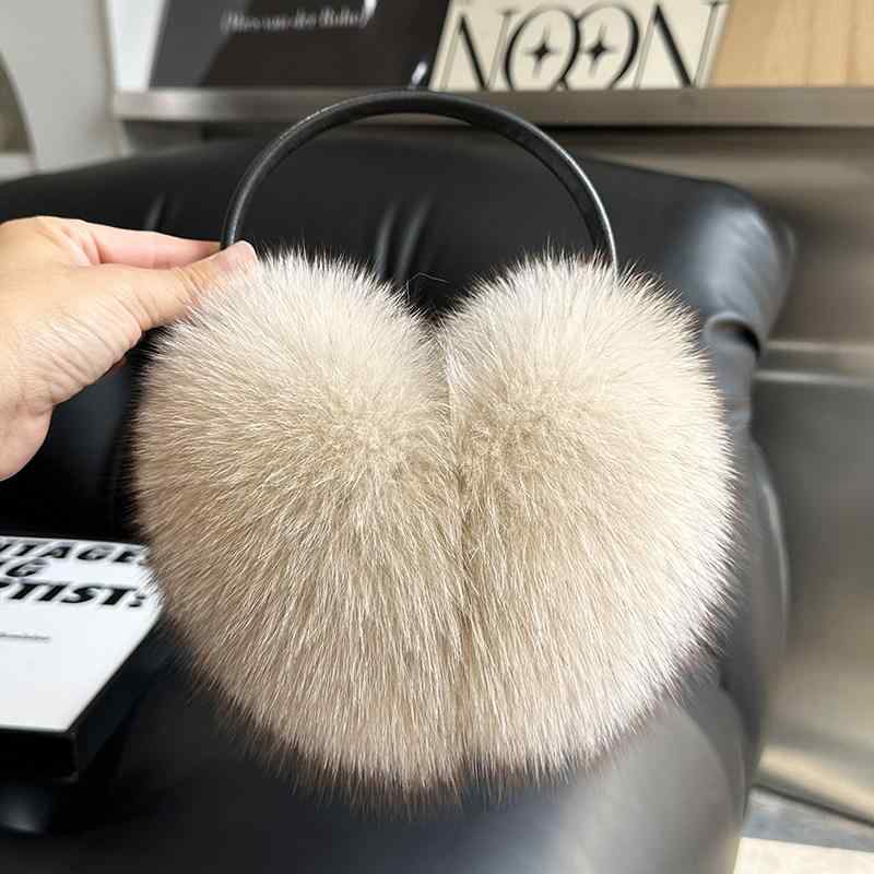 イヤーマフ レディース 耳当て 耳カバー 防寒具 イヤーウォーマー かわいい フェイクファー ふわふわ もこもこ 暖かい あったか 厚手 寒さ対策 防寒対策 保温性 柔らかい 快適 通勤 通学 アウトドア お出かけ 秋冬 秋 冬 季節アイテム ふわもこ