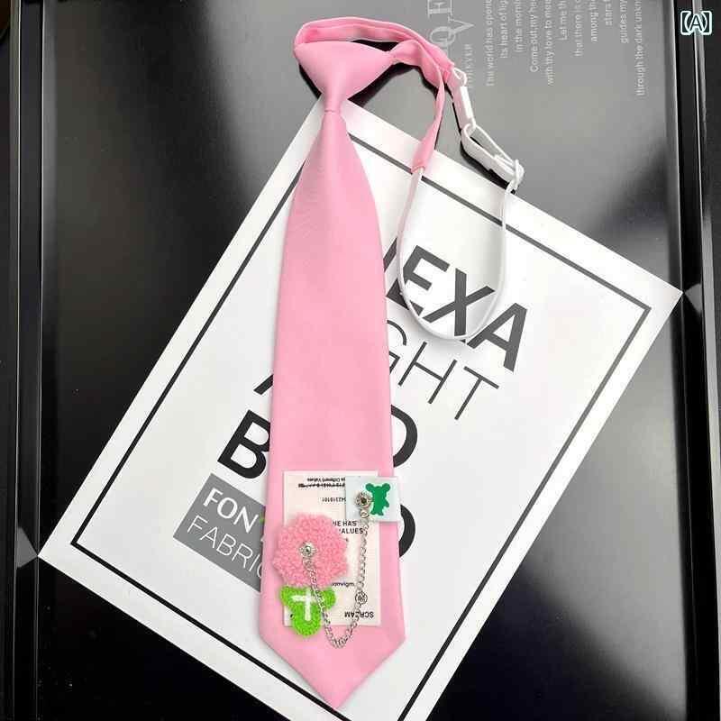 ネクタイ ビジネス　男性用 ピンクの フラワー チェーン ネクタイ フリー カレッジ スタイル 小さい ラベル の 個性的な 韓国 ファッション