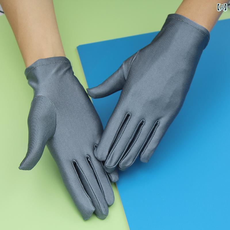 手袋　日焼け防止　レディース ジュエリー スパンデックス 手袋 女性用 黒と 白の 短い 薄手 春夏 日焼..