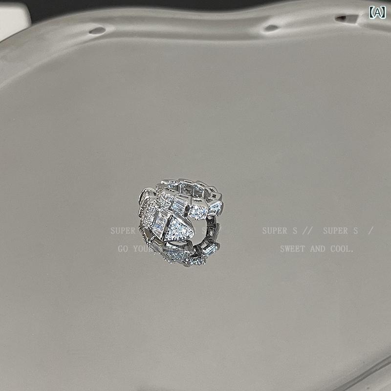 イヤー クリップ レディース イヤーカフ 軽くてな ヘビの 形を した 耳の 骨 クリップ イヤリング ピアスの ない ハイエンドの メンズ 秋冬 レディース ユニークな イヤー クリップと(4.0)