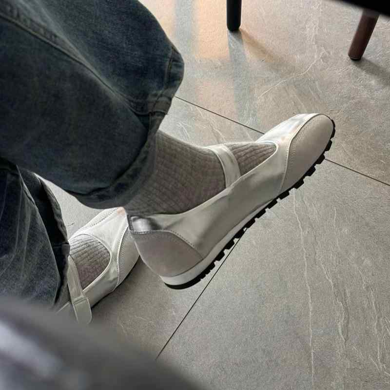 バレエ シューズ レディース シープスキン 小さい シングル シューズ レディース 2025 フレンチ シルバー バレエ メリージェーン レディースシューズ フラット カジュアル スクープ