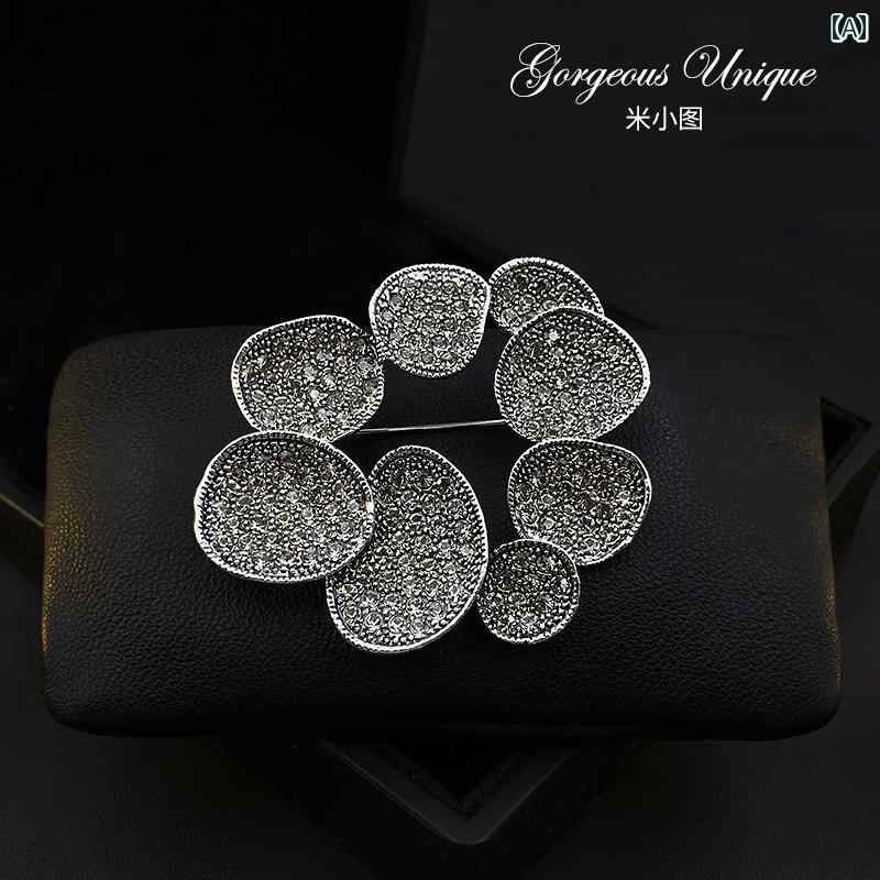 ブローチ レディース コサージュ 1378 レトロ ブローチ コート アクセサリー 高級で エレガントな レディース ピン コサージュ