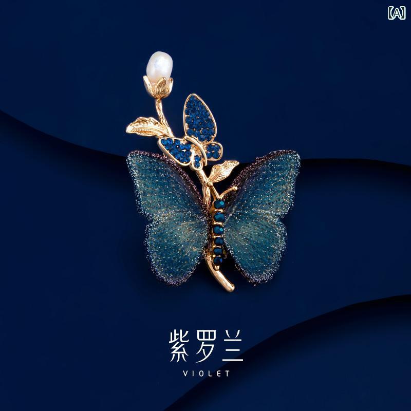 アクセサリー ブローチ レディース 【 バイオレット 】 青 蝶 ブローチ 2024年 美しい 刺繍の 蝶の コ..
