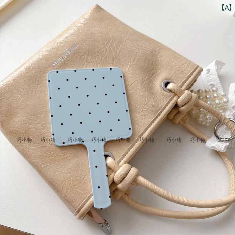 手鏡 コンパクト 青い ドットの ハンドヘルド 化粧 鏡。 女性に 便利な ミラー。 ネットの 商品。高 価値の ポータブル ハンドル