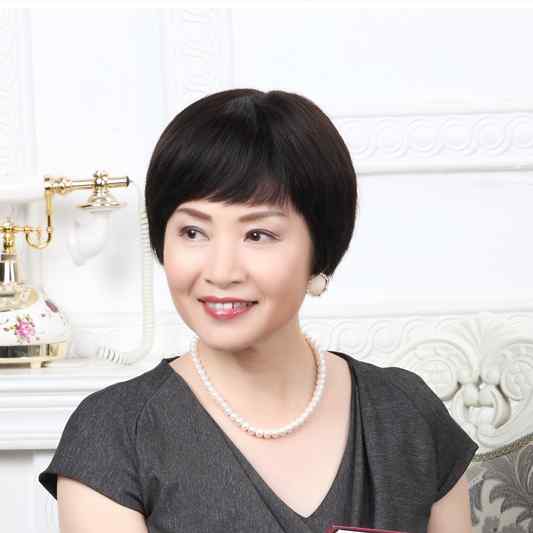 女性用 かつら のの 髪の レディースウィッグ フルウィッグ セット ふわふわ 通気性 ショート ストレー..