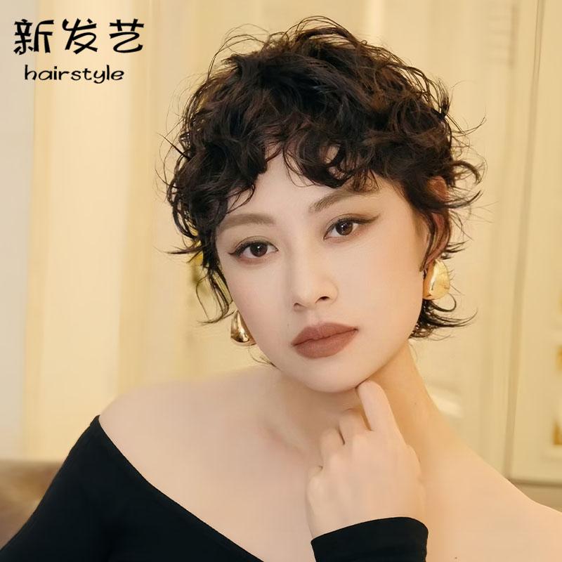 女性用 かつら ウィッグ ショート ヘア 女性 フル ヘッド セット 人 毛 ナチュラル パーマ 少し カール おしゃれ 年齢を 感じさせにくい 軽い 薄