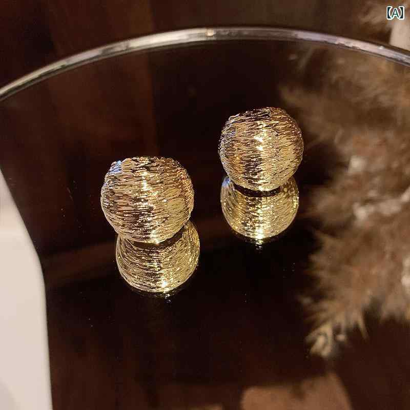 Other , Materials - レディース イヤリング スタッド ピアス メタル ボール 型 テクスチャ 高級感 ファッション ユニーク デザイン 日常使い シンプル アクセサリー 軽量 女性用