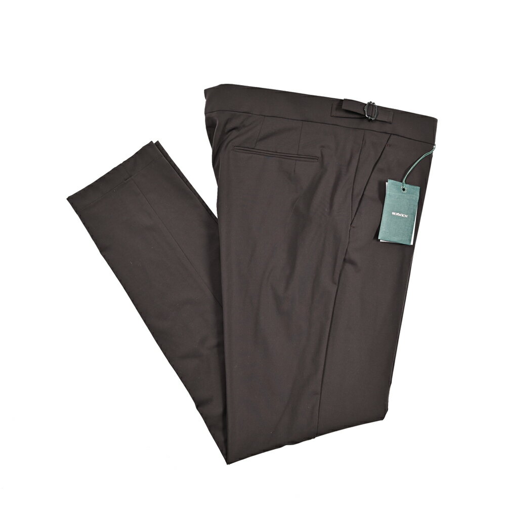 【クリアランス】【半額以下】 ベルウィッチ BERWICH MORELLO M1 モレロ スラックス ノータック パンツ サイドアジャストベルト 秋冬 メンズ 360°スーパーストレッチ 高機能ナイロン ブラウン イタリア ブランド MADE IN ITALY