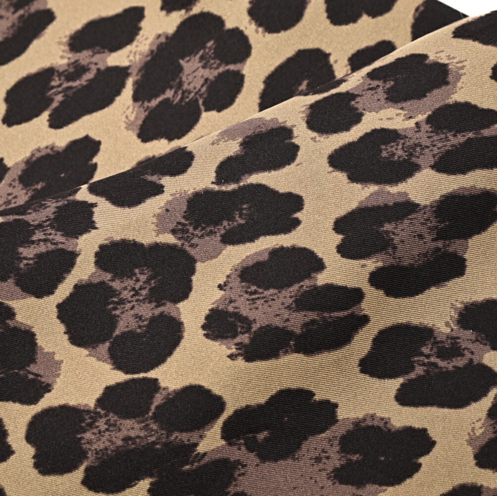 �ȥ�ե����� TOM FORD �ݥ��åȥ����� ��� ���륯 100% ���� �֥饦�� �����ꥢ �֥��� MADE IN ITALY �ե����ޥ� �ѡ��ƥ��� �뺧�� ���ե� �ץ쥼���