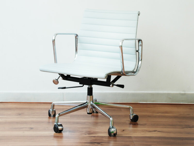 【送料無料】【即納可】Eames Aluminum Group Chair Mangement イームズ アルミナムグループチェア マネージメントチェア【リプロダクト家具】【ジェネリック家具】【dl】s-specchio