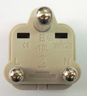 【トラベルグッズ】【変換プラグ】 東江物産 南アフリカ専用 B3L型変換アダプター WAN-10L