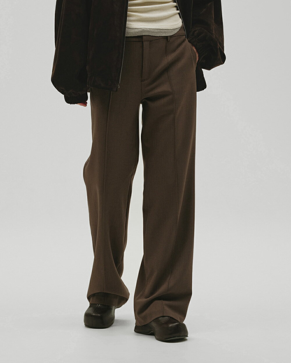 樂天商城 - 【予約受付中】TODAYFUL トゥデイフルPintuck Straight Trousers ピンタックストレートトラウザー 12620715※2026年11月下旬～12月下旬入荷予定