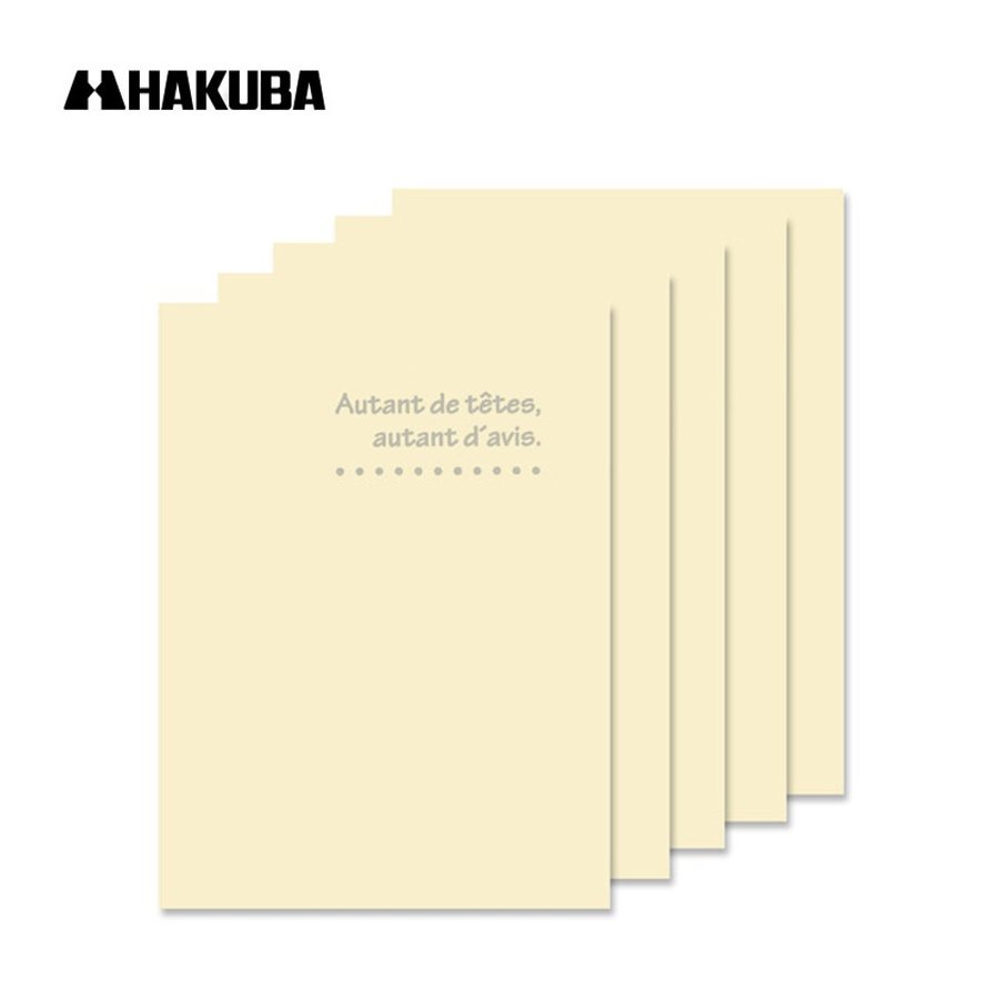 表紙材質：紙 表紙： アンコなし（0.7mm） 中額中抜き ： ビク抜き 表紙外寸法： 143×104mm 中抜サイズ： 117×78mm写真を差し込むだけで簡単にセットできるお手軽な写真台紙 手軽に使える写真台紙です。 ポケットに写真を差し込むだけなので、入れ替えも簡単にできます。 ポケットに入るサイズのメッセージカードが付属しているので、一言添えてプレゼントする時などに最適です。