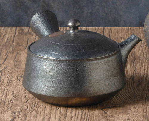 常滑焼 藤田徳太作 茶碗 貝焼 焼き物 ささめ 急須 190cc G 21 きゅうす おしゃれ 日本製 焼き物 藤田 作家 陶器 陶磁器 陶製茶こし 日本六古窯 愛知県 愛知 常滑市 ティーポット おすすめ お茶 陶製 食器 和食器 茶器 プレゼント ギフト 器茶房 彩庵 格安販売中 の