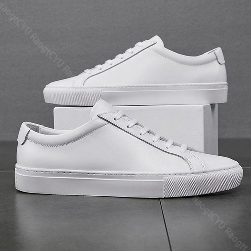 300円OFFクーポン スニーカー メンズ 本革 軽量 ローカット 白 黒 男性 スポーツスニーカー カジュアルシューズ 通学 仕事 シンプル デッキシューズ コンフォート 通気性 防滑 運転 ドライビングシューズ 革靴 通勤 春 夏 秋 普段 幅広 滑り止め