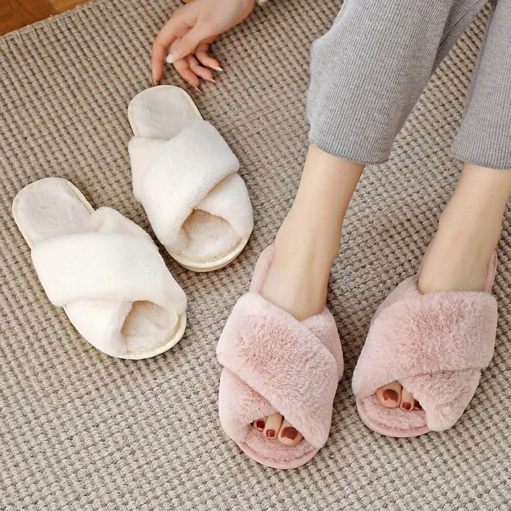 Rakuten - 女性のためのフェイクファーの家のスリッパ、暖かい毛皮の靴、女性のフラット、居心地の良い家のスライド、黒、ピンク、ファッション、冬