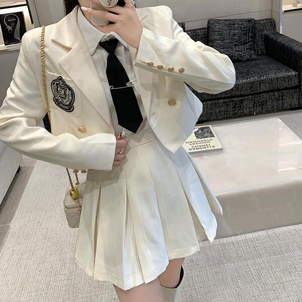 卒業式 スーツ 女子 卒服 レディース 女の子 大きいサイズ フォーマルスーツ ピアノ発表会 スーツ ブレザー ゆったりサイズ 4点セット 高校生 韓国卒業式 スーツ ネクタイ ジャケット ブラウス スカート S M L 韓国 制服