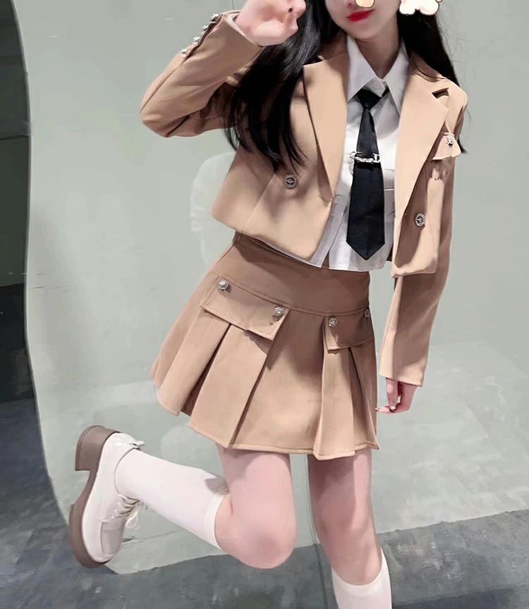 Sailing楽天市場店の卒業式 スーツ 女の子 卒服 韓国 制服 なんちゃって制服 セット 2点 4点セット ピアノ発表会 スーツ フォーマルスーツ ジャケット スカート 卒服 女の子 入園式 成人式 入学式 小学校 女子 スーツ 大人っぽい お受験 プリーツスカート スクール 無地 女子｜アングル2