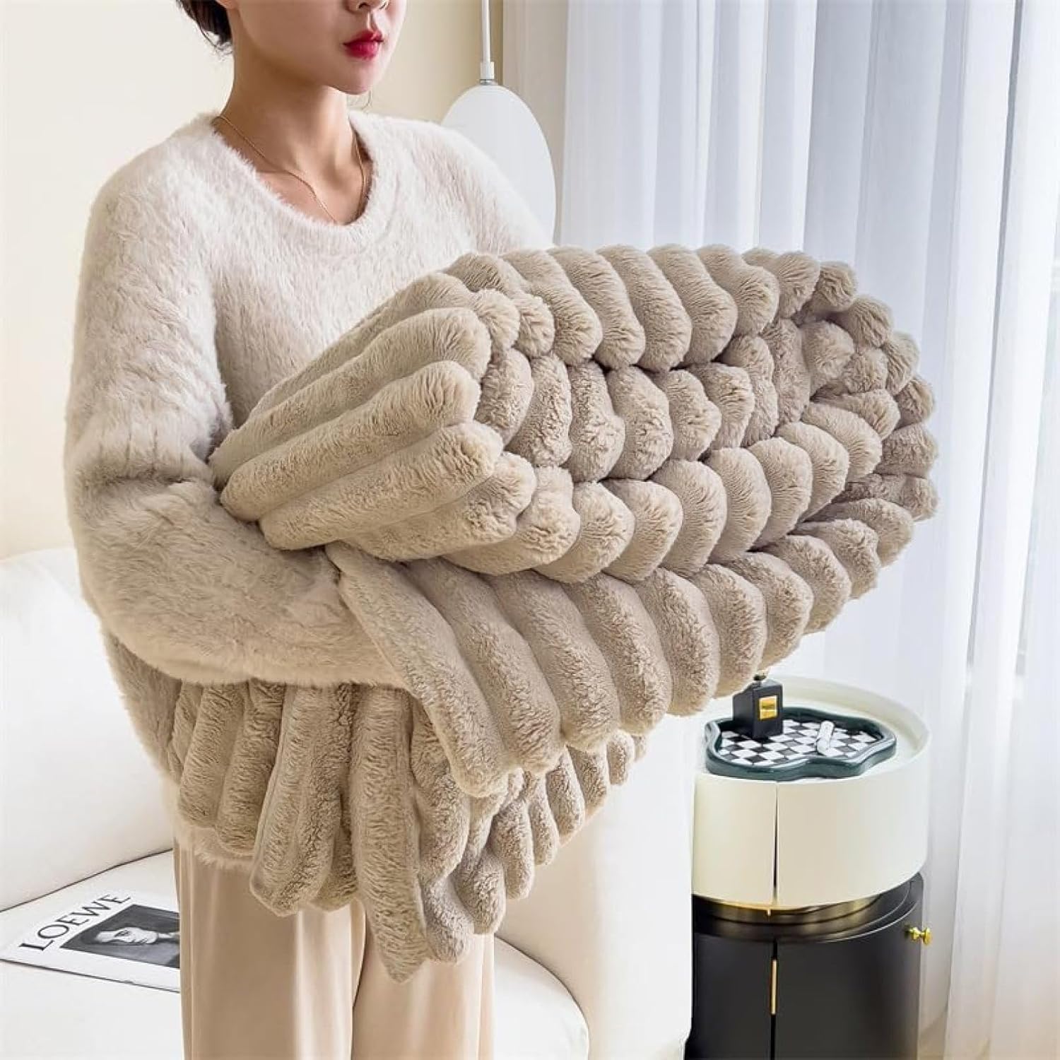 乐天商城 - ブランケット 毛布 おしゃれ 抗菌防臭 吸湿発熱 シンサレート 秋冬用 暖かい 柔らかい 静電防止 剥がれない ふわふわ 軽量 両面使えるひざ掛け マイクロファイバー ふわふわ毛布 洗濯可能 抗菌加工