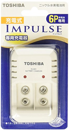 東芝 ニッケル水素電池「充電式IMPULSE」 6P形専用充電器 LEDで電池1本ずつの充電状態をお知らせ。 個別に2個まで充電可能。海外対応。 充電時間対応充電池 東芝 6P形 6TNH22A ・・・約6時間(1個~2個共通) 外形寸法(幅×奥行×高さ): 51×35×82(mm) 本体質量 : 約66g ご注意: 海外でご使用になる場合は電源プラグの形状にご注意下さい。 お使いになる国のプラグ形状を確認のうえ、プラグアダプターをご用意下さい。