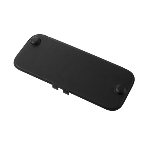 NINTENDO SWITCH(TM) 2にぴったりフィットする専用設計。貼り付けるだけで簡単に取り付けられます。 背面を覆わないため、フラップを付けたままでもドックに挿入でき、充電もスムーズに行えます。 ※フラップは開いた状態でご使用ください。 フックで機器本体に固定できるので、持ち運びの際もフラップは閉じたまま。画面への傷・ホコリの侵入を防ぎます。 機器の構造に合わせて、内側に凹みを付けました。フラップを閉じてもコントローラーのボタンやスティックに直接触れない構造で、誤作動や押し込みによる故障を防ぎます。