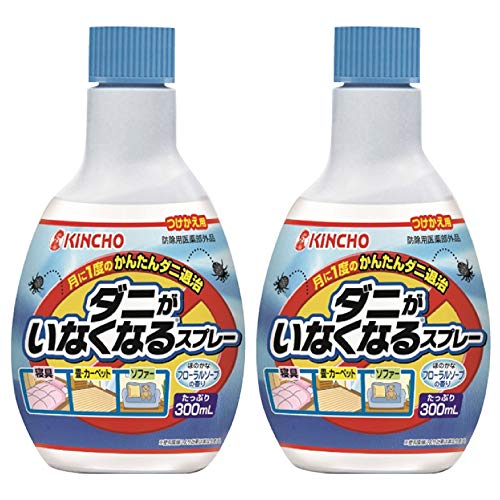 ◆商品名：ダニがいなくなるスプレー 300ml 取替え × 2個 商品サイズ (幅×奥行×高さ) :88mm×106mm×160mm 原産国:日本 内容量:300ml×2個 商品紹介 ●月に一度スプレーするだけで簡単にダニを退治します。 ●無臭性だから使用時のニオイも気になりません。 ●お子様やペットのいるご家庭にもおすすめです。 使用上の注意 ●人体に向かって噴射しないこと。 ●また、噴霧を直接吸入しないこと。 ●万一、身体に異常を来した場合は、本剤がピレスロイド系およびN-(2-エチルヘキシル)-ビシクロ[2.2.1]-ヘプタ-5-エン-2，3-ジカルボキシイミドを含む殺虫剤であることを医師に告げて診療を受けること。 ●定められた用法用量を厳守すること。 ●繰り返し使用する場合は、1週間以上の間隔をあけて使用すること。 ●使用中は使用する人以外の入室を避け、使用後は換気してから入室すること。 ●皮膚についた時は、石けんと水でよく洗うこと。 ●目に入った時は、直ちに水でよく洗い、異常があれば眼科医の手当てを受けること。 ●アレルギー症状やカブレなどを起こしやすい体質の人は、直接薬剤に触れないこと。 ●屋外のダニ等を退治する場合は、肌の露出を避けて使用すること。 ●処理後は乳幼児が薬液をなめないように注意し、薬剤が乾くまでは這わないように注意すること。 ●また、ふとん・まくら・マットレス・ソファー・クッション・ぬいぐるみについても、処理面が充分乾いてから使用すること。 ●素材により変色やシミの恐れがあるので、目立たないところで試してから使用すること。 ●衣類及び時計、メガネ、服飾品によっては、変質・変色の恐れがあるので注意すること。 ●飲食物、食器、小児のおもちゃ、ペット類(観賞魚、小鳥など)、観葉植物、飼料にかからないようにすること。 ●ワックス処理面、ニス塗装面、プラスチック、革製品(ソファーなど)にかからないようにすること。 ●火炎に向けて噴射しないこと。 ●また、薬液が乾くまで火気を近づけないこと。 ●ガス警報機に反応する場合があるので、使用時にはポリ袋などで警報機にカバーをすること。 ●使用後は自治体の指導に従って捨てること。 ●火気や直射日光を避け、小児の手の届かない、涼しい場所に保管すること。 原材料・成分 フェノトリン、N－(2－エチルヘキシル)－ビシクロ[2．2．1]－ヘプタ-5－エン－2，3－ジカルボキシイミド(MGK－264)、エタノール 続きを見る