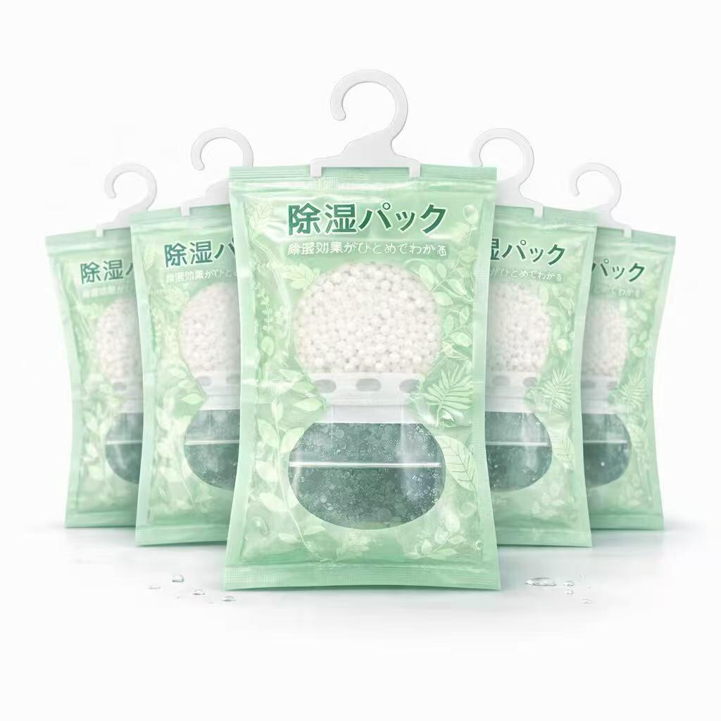 Likeyoyo 吊り下げ除湿剤 5個セット 大容量300ml 湿気取り クローゼット用 強力除湿 塩化カルシウム 防カビ 防臭 消臭 フック式 使い捨て 梅雨対策 結露対策 押入れ 下駄箱