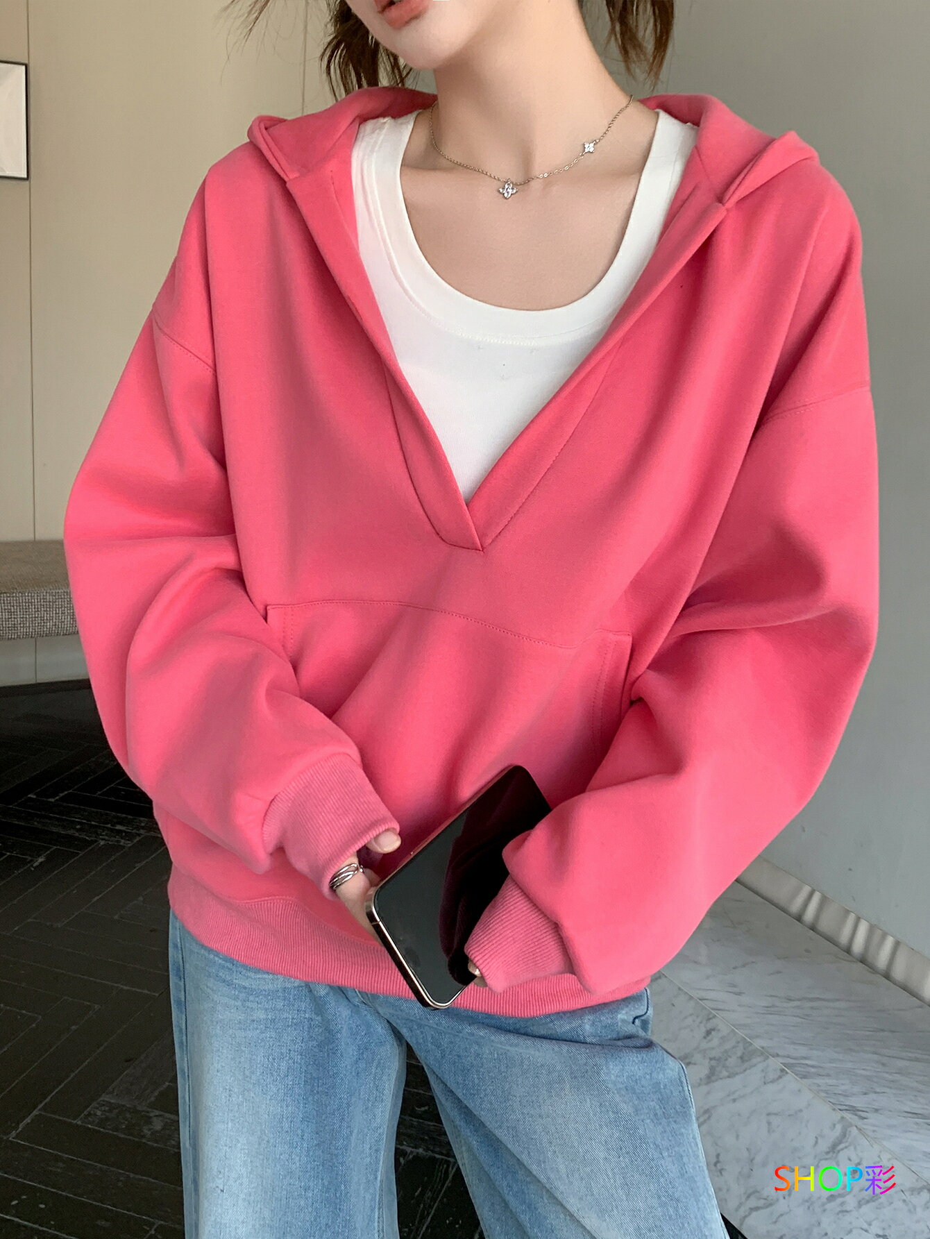 乐天商城 - パーカー レディース トレーナー フード付き Vネック おしゃれ tシャツ スウェット スエット スウェット トップス プルオーバー ドロップショルダー フーディー ゆったり 大きいサイズ 重ね着 カジュアル 秋 冬 春 春夏