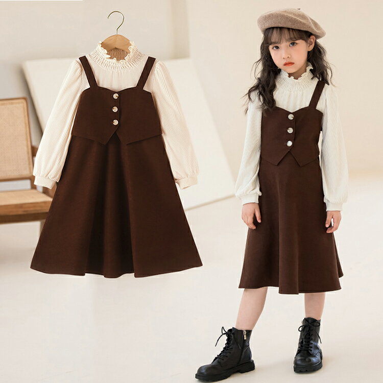 ◆【商品名】子供ワンピース 重ね着風のワンピース 普段のカジュアルも、七五三、入園式、入卒式、結婚式、ピアノ発表会等、 フォーマルシーンにもピッタリなワンピース1着です。 ◆【セット内容】ワンピース単品(飾りのシャツ） ◆【カラー】画像通り ◆【素材】ポリエステル80% 注意事項: ※ 平置き素人採寸ですので多少の誤差はご容赦下さい。 ※ モニタ環境によって、商品の色合いが多少違う場合があります。 ※ 少々匂いがありますが、置いたままで2-3日くらいになくなりますので、ご安心ください。 ※ 発送時も簡易梱包の為、お受け取り時にたたみ皺が有ると思いますが、ご了承ください。◆【商品名】子供ワンピース 重ね着風のワンピース 普段のカジュアルも、七五三、入園式、入卒式、結婚式、ピアノ発表会等、 フォーマルシーンにもピッタリなワンピース1着です。 ◆【セット内容】ワンピース単品(飾りのシャツ） ◆【カラー】画像通り ◆【素材】ポリエステル80% 注意事項: ※ 平置き素人採寸ですので多少の誤差はご容赦下さい。 ※ モニタ環境によって、商品の色合いが多少違う場合があります。 ※ 少々匂いがありますが、置いたままで2-3日くらいになくなりますので、ご安心ください。 ※ 発送時も簡易梱包の為、お受け取り時にたたみ皺が有ると思いますが、ご了承ください。