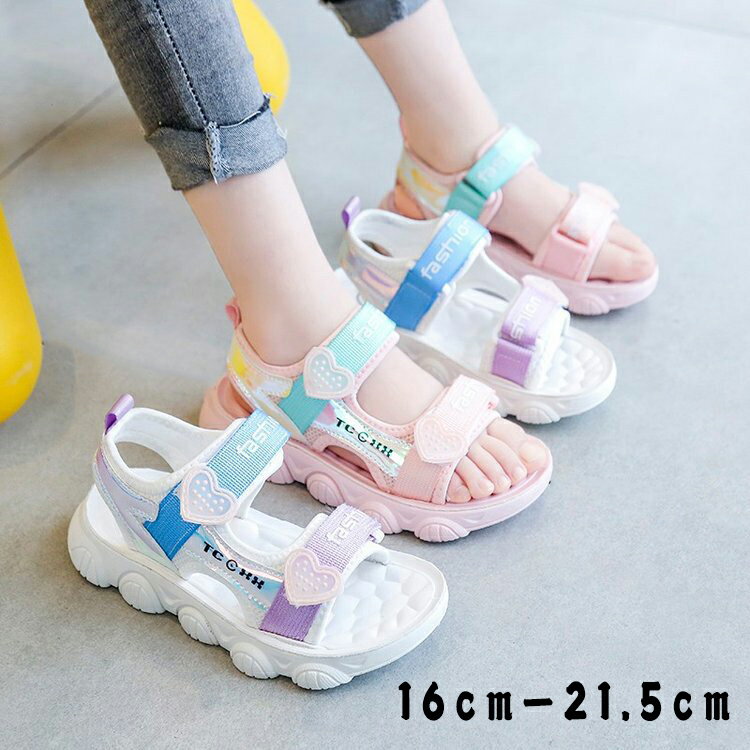 商品名 日々活発に成長していく子供達を足元から考えて開発された子供サンダルです。 軽量設計なので、足に負担がかからず、快適に歩くことができます。 柔軟性の抜群インソールが長時間着用しても足が疲れません。 耐摩耗性の生地で作られ、柔らかく繊細で、非常にファッショナブルです。 素材 ゴム、ポリエステル ＊この商品のサイズを選ぶ時、「内寸cm＝足の長さcm+1cm」の計算がおすすめです。 セット内容 サンダル 注意 PC環境・光の具合により、色や素材のイメージが写真と若干異なる場合がございます。 モデル・写真に使用されているアクセサリー・小物は別途記載が無い限り付属いたしません。 商品のサイズは、全て平置きにて外寸を測定しております。 商品によっては+-0.5cm〜1cmの誤差が発生してしまう場合がございます。商品名 日々活発に成長していく子供達を足元から考えて開発された子供サンダルです。 軽量設計なので、足に負担がかからず、快適に歩くことができます。 柔軟性の抜群インソールが長時間着用しても足が疲れません。 耐摩耗性の生地で作られ、柔らかく繊細で、非常にファッショナブルです。 素材 ゴム、ポリエステル ＊この商品のサイズを選ぶ時、「内寸cm＝足の長さcm+1cm」の計算がおすすめです。 セット内容 サンダル 注意 PC環境・光の具合により、色や素材のイメージが写真と若干異なる場合がございます。 モデル・写真に使用されているアクセサリー・小物は別途記載が無い限り付属いたしません。 商品のサイズは、全て平置きにて外寸を測定しております。 商品によっては+-0.5cm〜1cmの誤差が発生してしまう場合がございます。