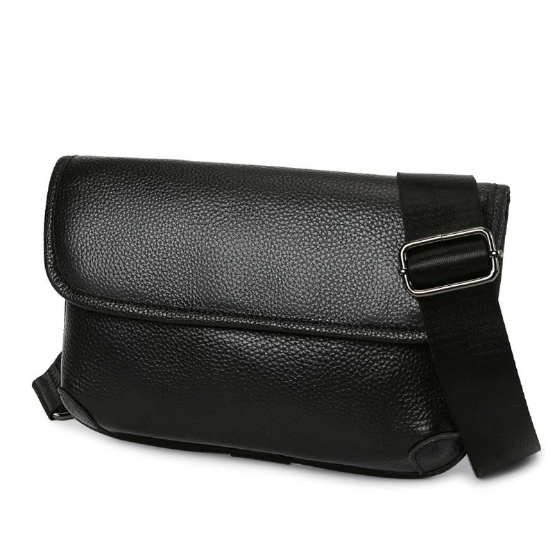 採寸は下記通りです。 サイズ：横24cm×縦17cm×4cm ■素材　牛革 ■生地備考　 　【透け感】なし　　　【生地の厚さ】普通　　　【伸縮性】なし ■生産国　　中国製 ■注意事項 ※寸法は商品を平置きにし、外側から採寸したサイズです。メ...